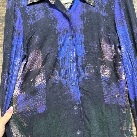 Anni Kuan Blue and Black Abstract Button Down Shirt - Picture 2 of 8